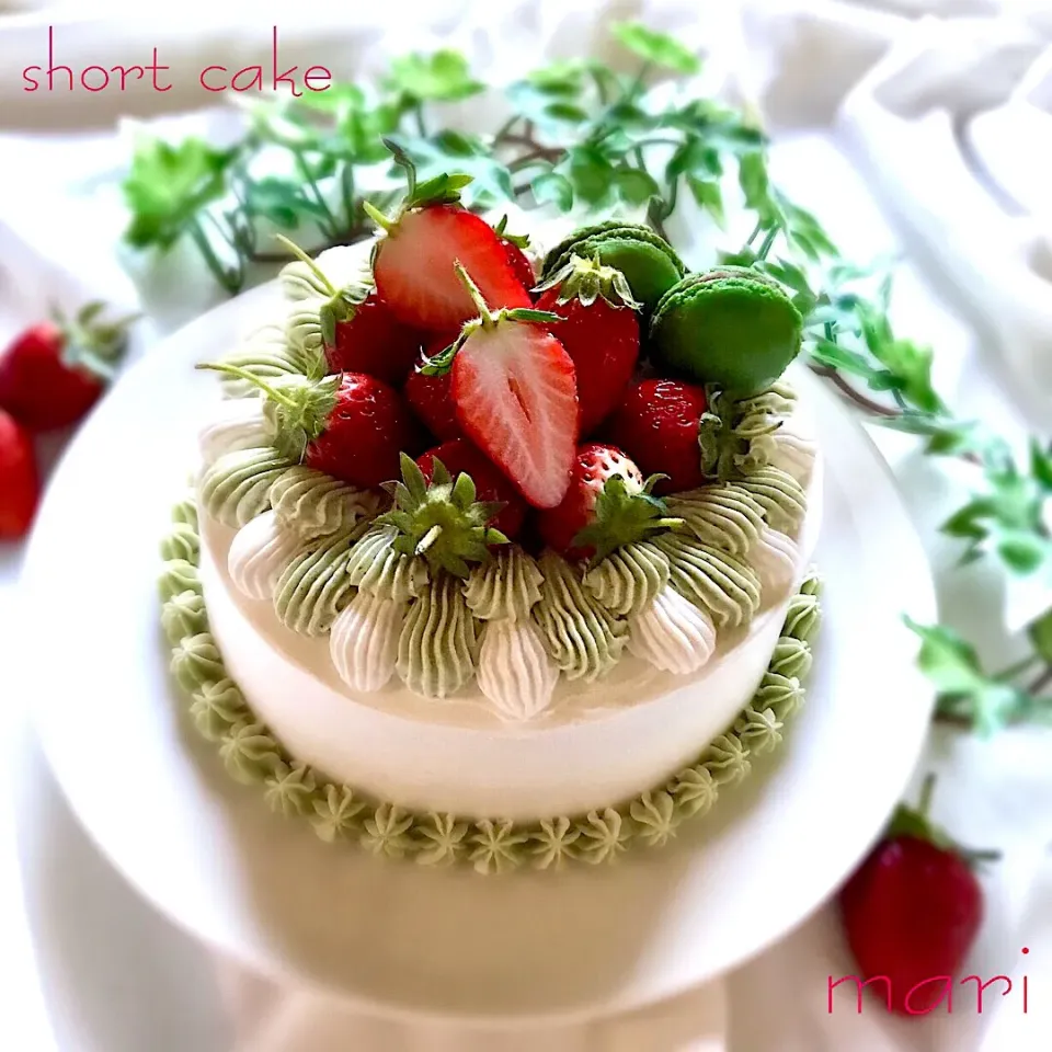 ショートケーキ🎂
 #おうちカフェ #マカロン  #手作りお菓子 #手作りスイーツ #手作りケーキ #デコレーションケーキ #ショートケーキ #抹茶|まーり（@mariyuiren）さん