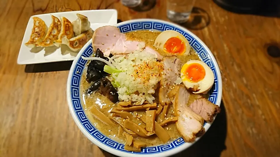 手仕事らぁめん八 吉田店 特製濃厚みそらーめん|ミナミ ヒロヤさん