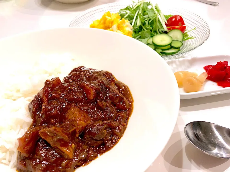 御節に飽きた夫のリクエストのカレー🍛 冷凍のカレーで楽しちゃいました✨✨|NOBUちえさん