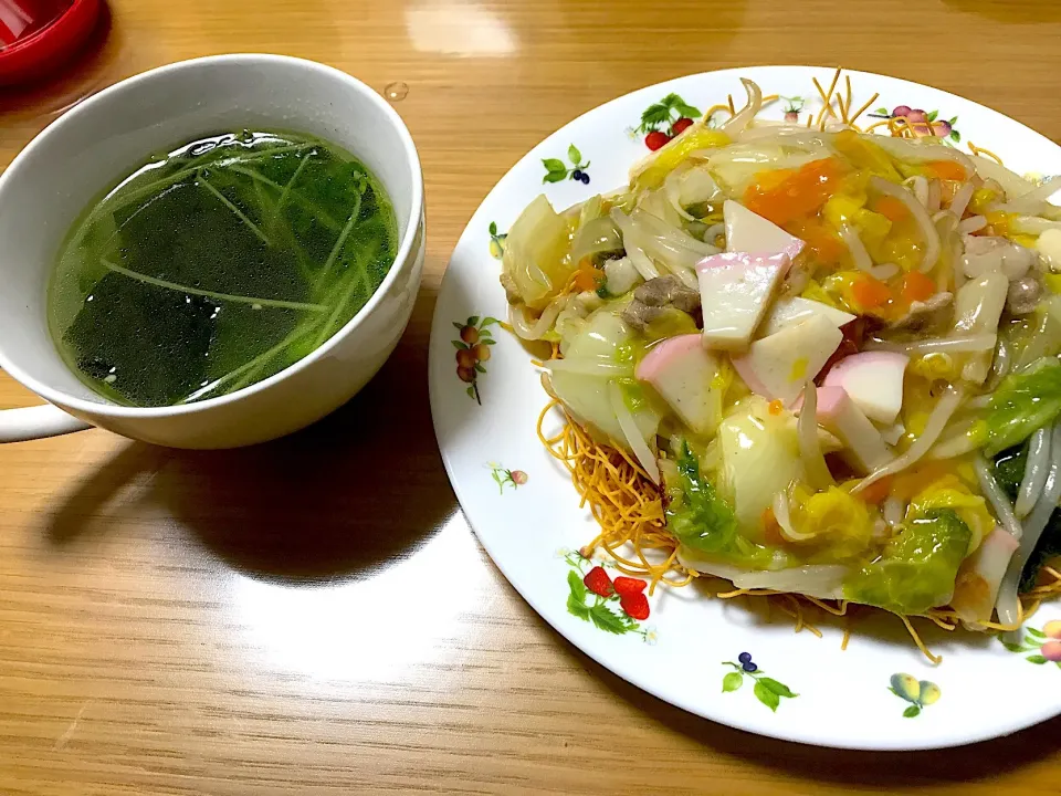 あんかけ焼きそば&豆苗とワカメスープ|sinさん