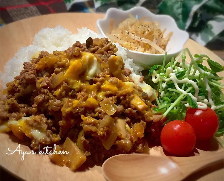 甘辛ミンチの卵とじ丼&もやしの簡単ナムルでワンプレート～♪|あゆさん