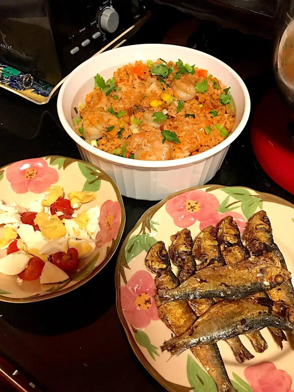 Blizzard 2018 EastCoast
Comfort Food on snowy day  #comfortfood  #snowyweather  #filipinodish 
 #saltedeggs #shrimpfriedrice #tuyo|🌺IAnneさん