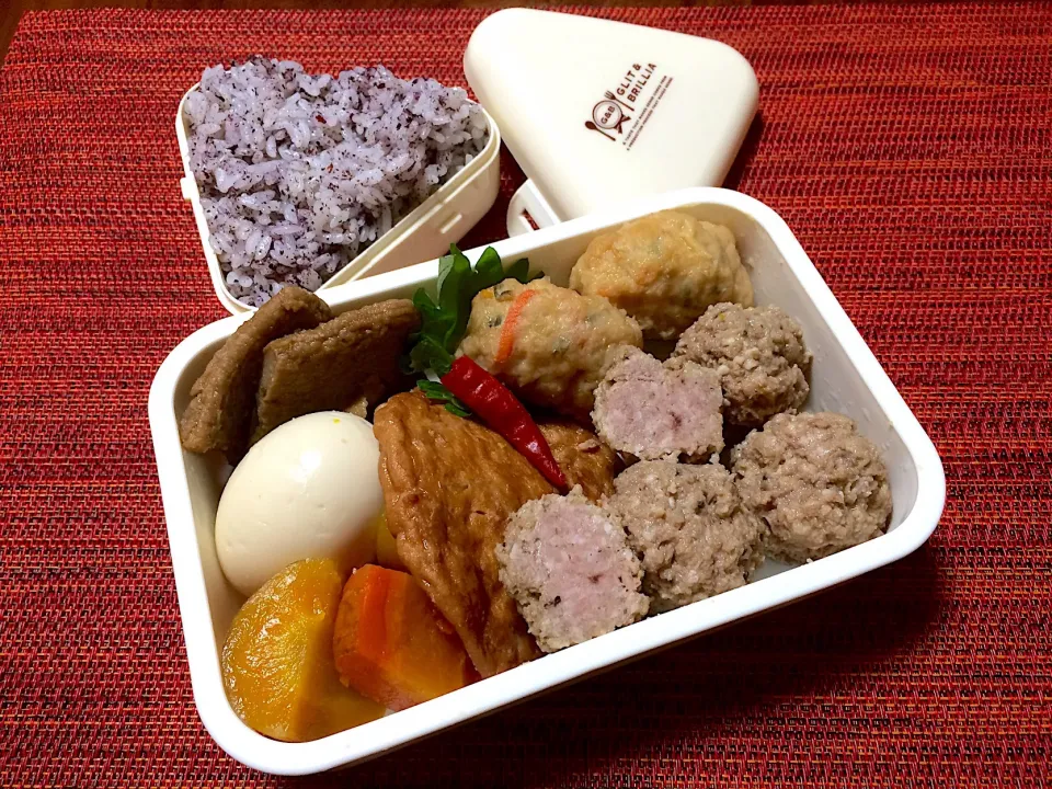 1/5 OBENTO🌷
手作り豚団子入りおでん弁当🍱🍢|ぱぴこ家さん