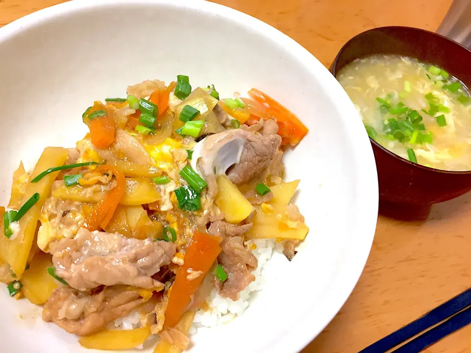 卵とじ丼🥚&中華コーンスープ🌽o(^▽^)o🌸|ふみぃさん