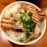 お肉丼