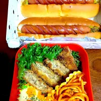 Snapdishの料理写真:2018年1日目のお弁当！
寝坊しました💧娘ごめん弁当！|Hiromiさん