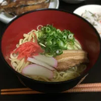 Snapdishの料理写真:☆沖縄そば☆|Chisaさん