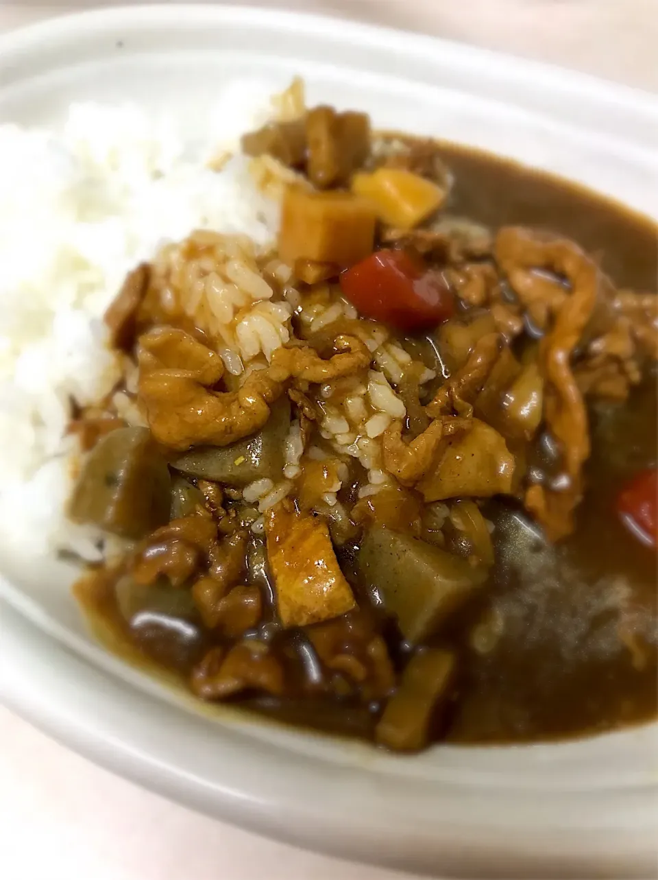 お煮しめカレー🍛|岡田有子さん