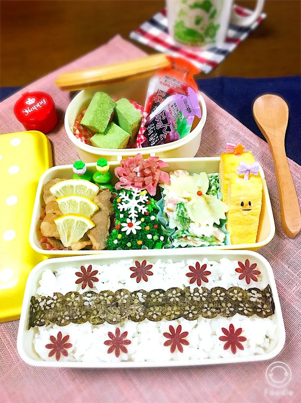 🍴JC2部活🏓大会弁当 ✤豚肉のレモン醤油炒め ✤ブロッコリー ✤マカロニサラダ ✤玉子焼き ✤花ハム✤枝豆 ✤こんぶマヨごはん ✤わらび餅|makoさん