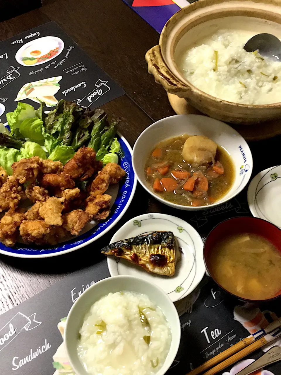 七草粥、鶏唐揚げ、塩サバ焼き、肉じゃが残り物、味噌汁(*^｡^*)|ライムさん