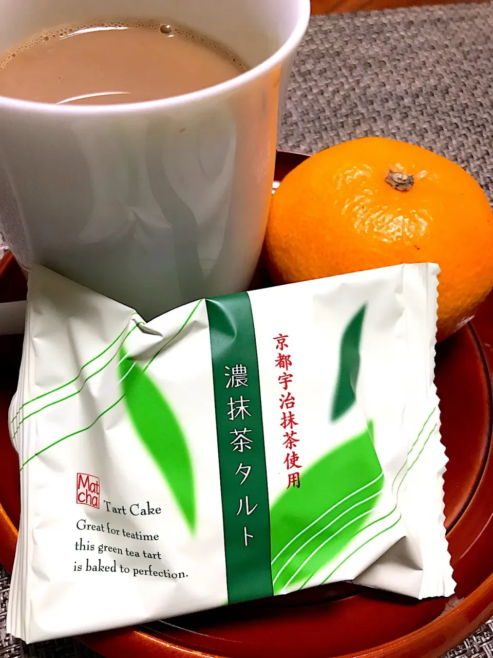 食後のデザートは
京都宇治抹茶使用 濃厚抹茶タルト|シュトママさん