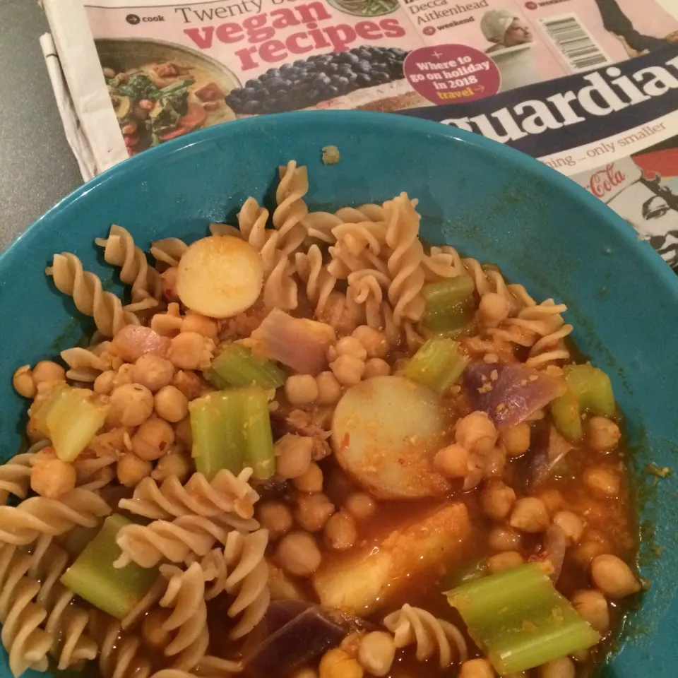 Pasta & chickpea soup #veganuary|Nick Hiderさん