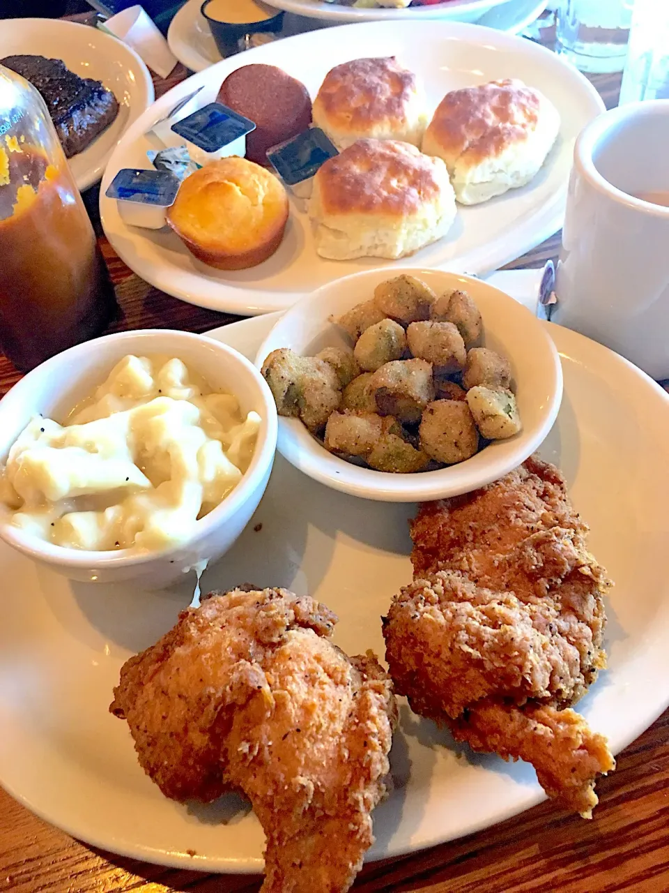 Country Fried Chicken, fried okra, dumplings, buttermilk biscuits,& cornbread  #sundaydinner  #countryliving #countryfriedchicken|🌺IAnneさん