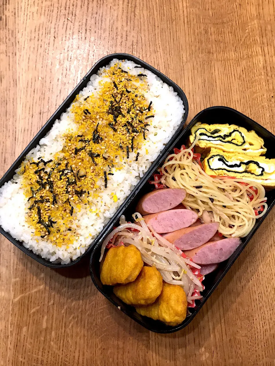 Snapdishの料理写真:次男中2弁当1月8日部活弁当|hatabowwyomeさん