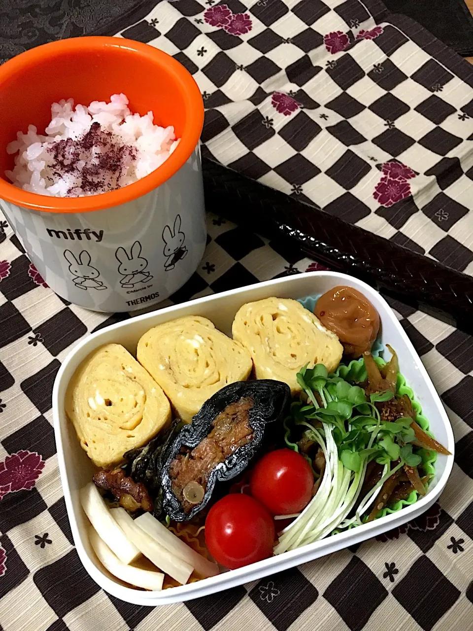 Snapdishの料理写真:休出のダンナ弁当☔️|csigapogiさん