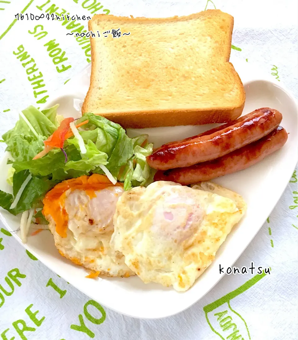 Snapdishの料理写真:息子の朝ごはん
#中１男子初料理#よく頑張った#この調子でずっと続けて#楽したいmama#mamaの分ないけど#今日は許す|nachiさん