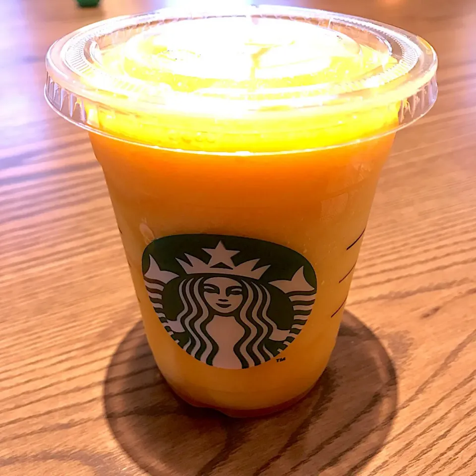 Snapdishの料理写真:マンゴーパッションティーフラペチーノ(^｡^)|💙💙渡辺翔太💙💙さん