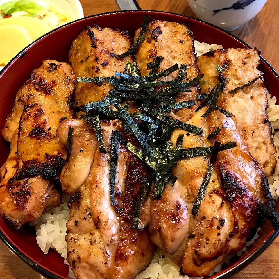 #つくね焼鳥丼 #築地 #ととや #朝飯|たまさん