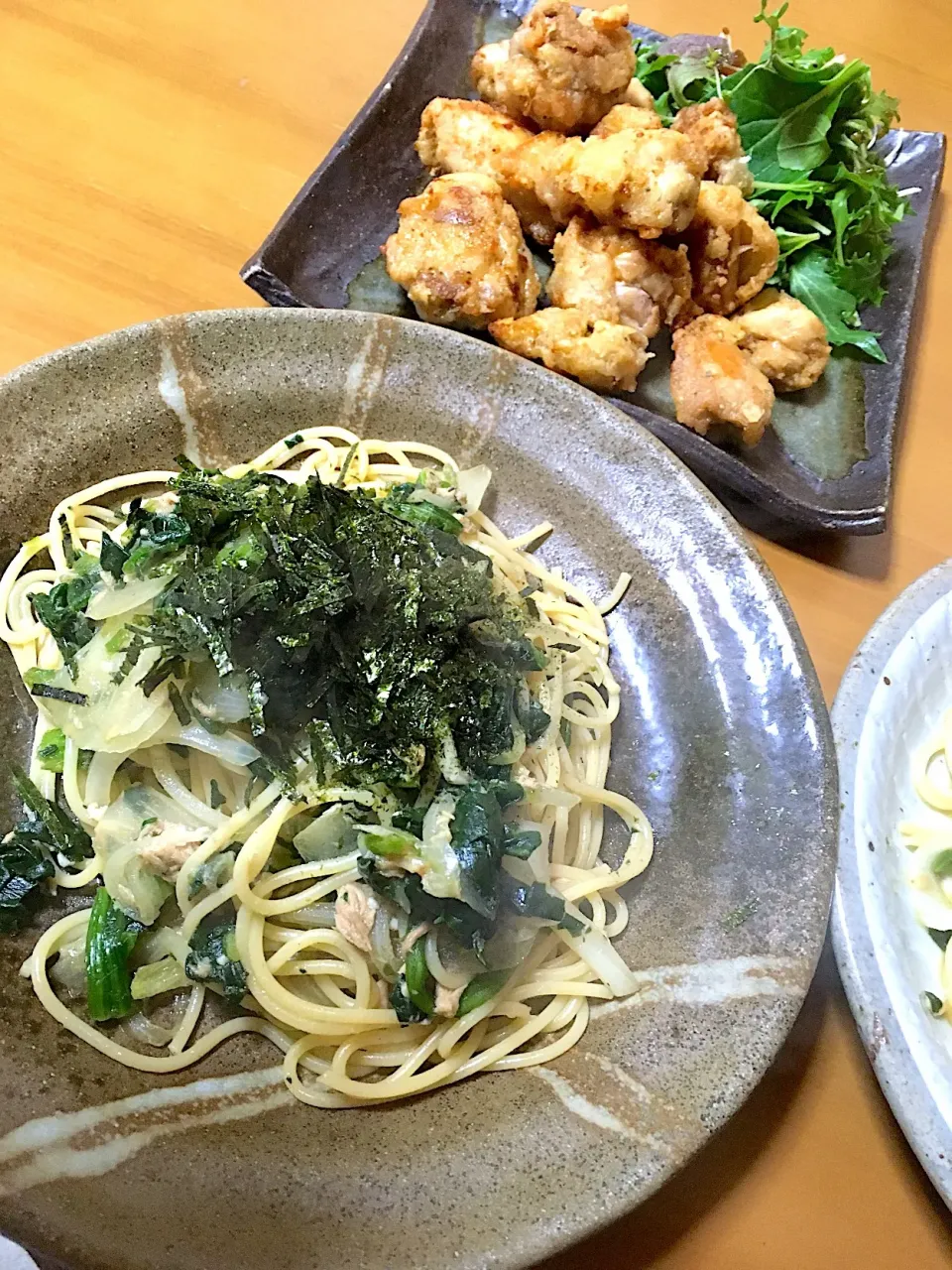 和風醤油パスタと鳥の塩レモン🍋唐揚げ(●ﾟェﾟ)ノ ｵﾊﾞﾝﾃﾞｽ|さくたえさん