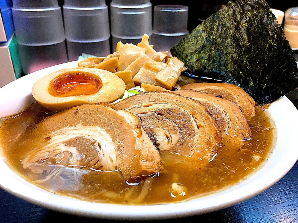 小林屋 味噌ラーメン 550円
チャーシュー 100円メンマ 50円増し|長谷川盛夏さん