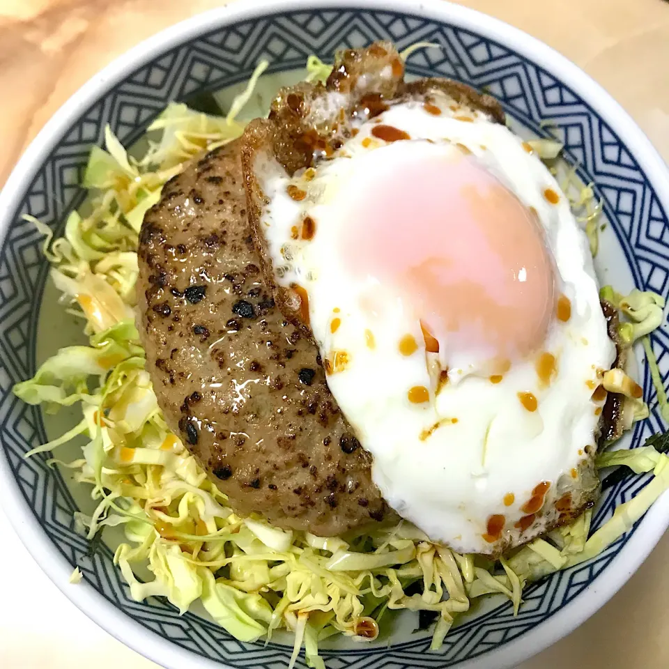 平牧三元豚バーグ丼|こじゅわいさん