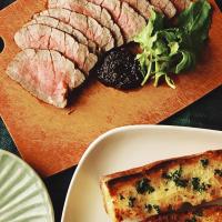 シローさんの料理 一月二日、肉とパン
