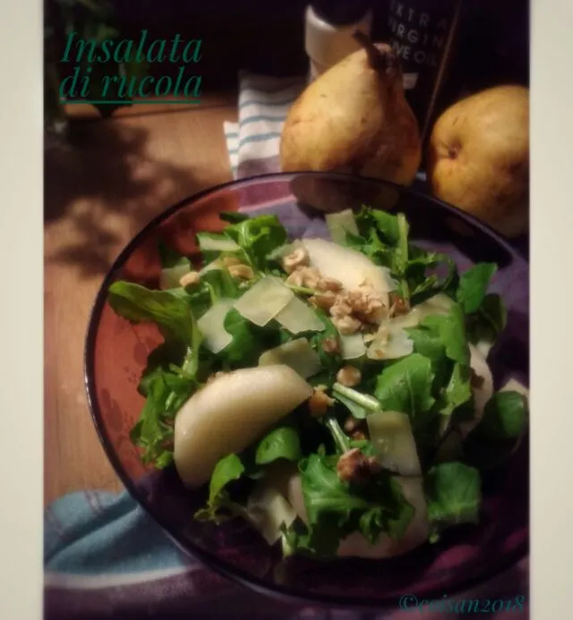 小鍋 (pentolina)さんの【Insalata di rucola (ルッコラのサラダ)】をル レクチエで。 #ルレクチェ #洋梨|こいさんさん