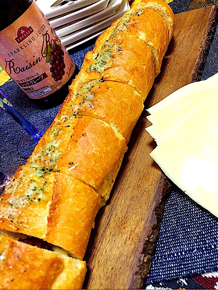 chicken fillet & cheese baguette|ailinwatanabe@ezweb.ne.jpさん