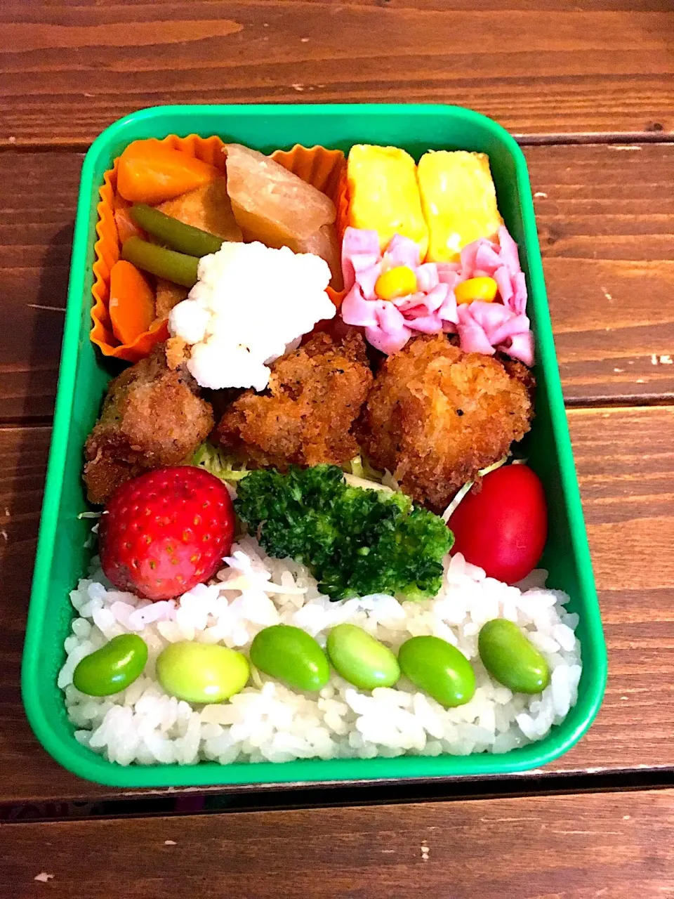 Snapdishの料理写真:唐揚げ弁当|ともさん