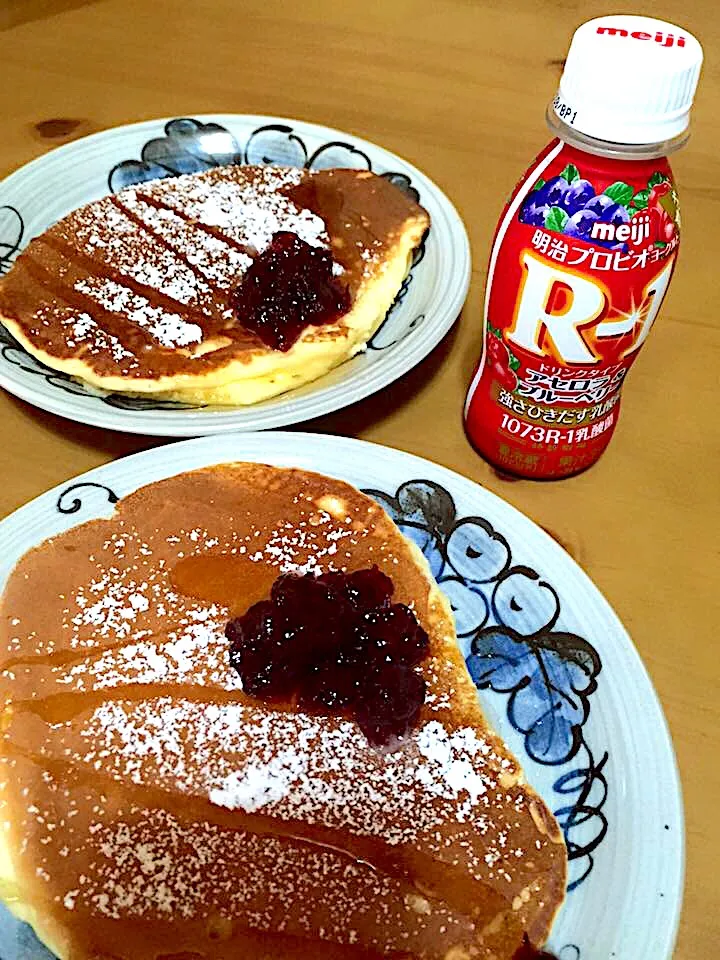 Snapdishの料理写真:お餅入りホットケーキ(*ﾟДﾟ*)🥞|さくたえさん