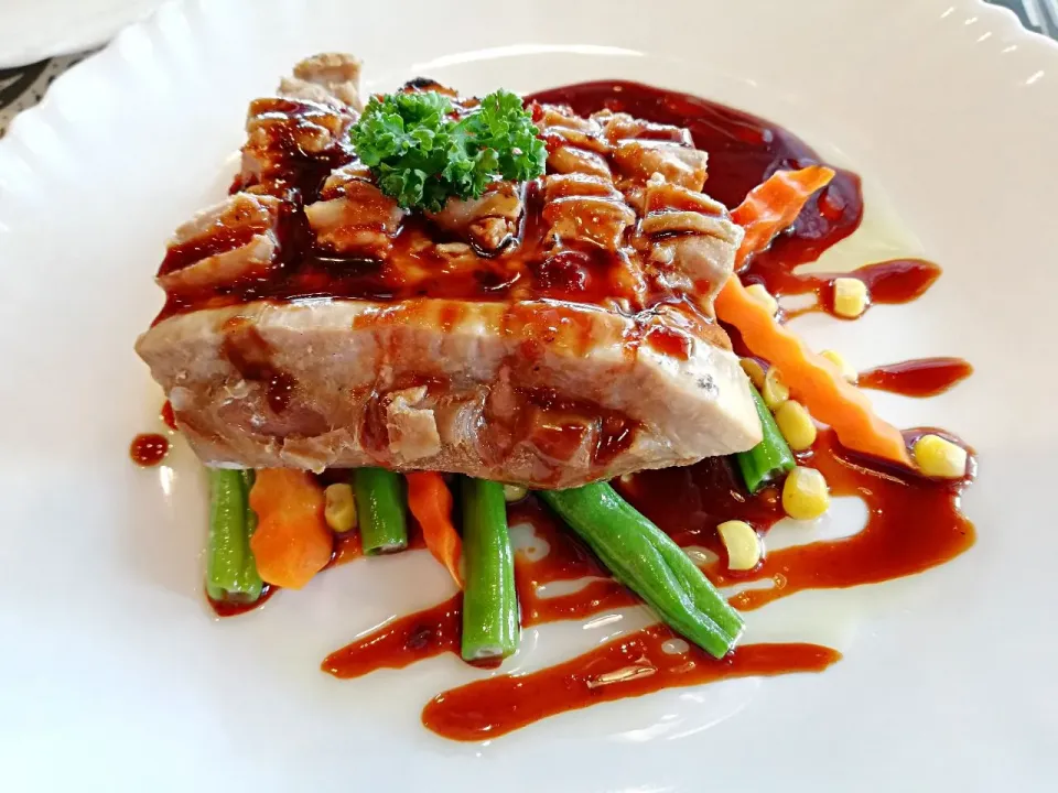 Tuna Belly Steak|Tony J-Kayさん