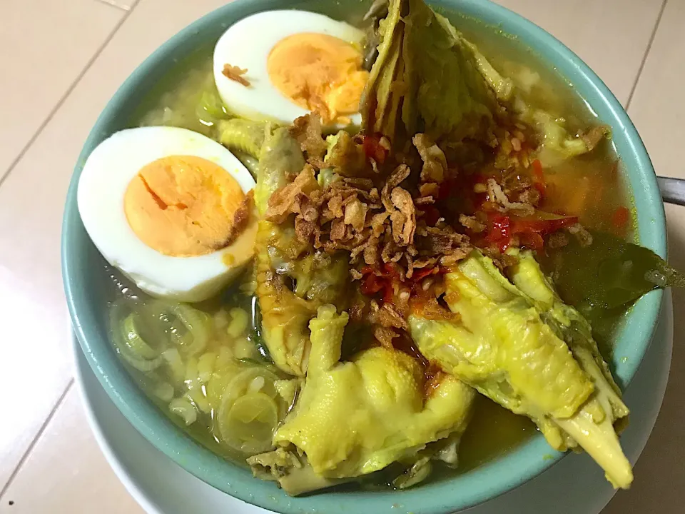 Snapdishの料理写真:Soto ceker|yeni kartikasariさん