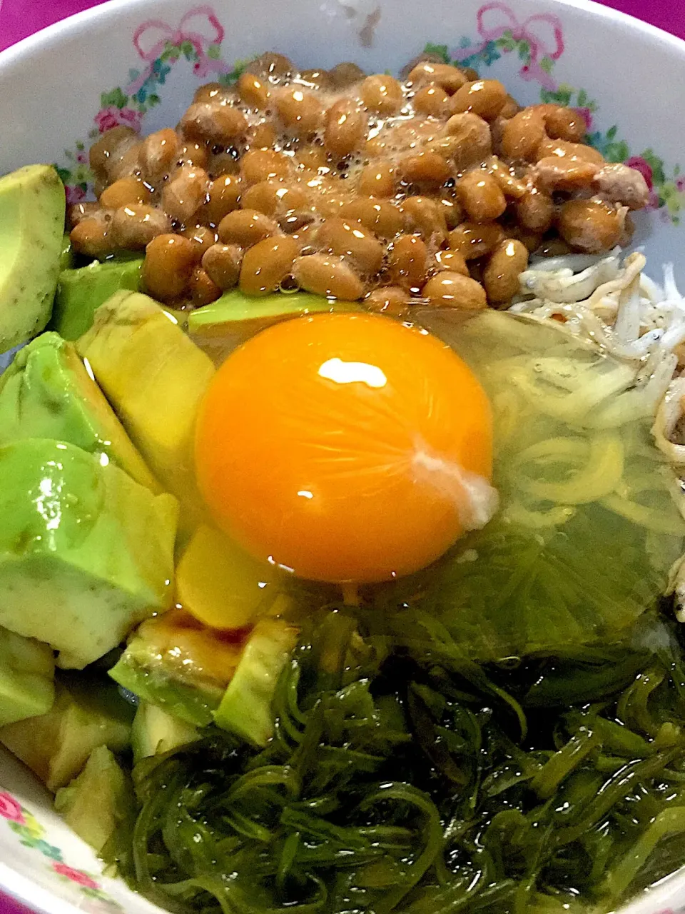 アボカドしらす丼|くぅさん