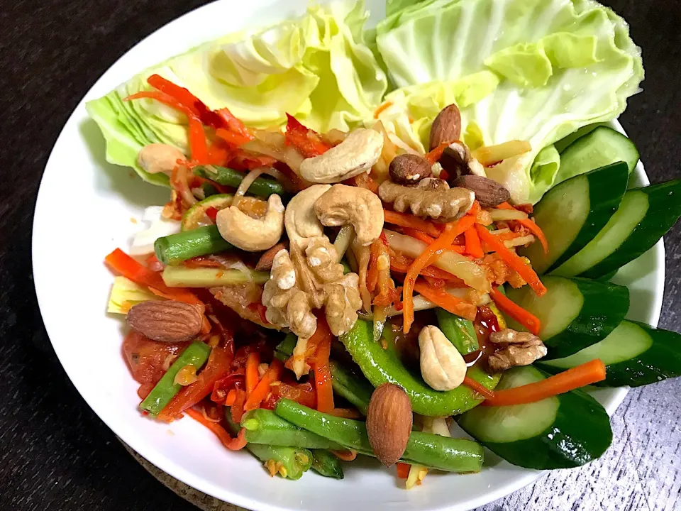 papaya salad|yeni kartikasariさん