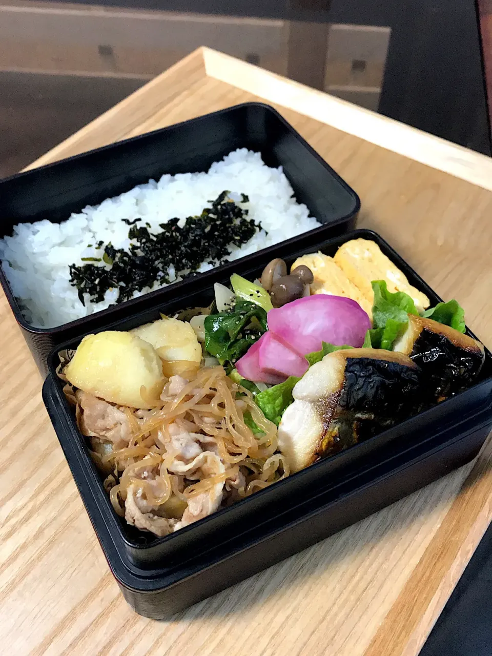 鯖と肉じゃが風弁当|二キィさん