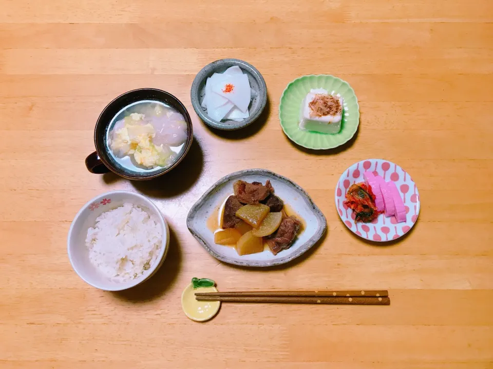 夕ごはん                                                             牛すね肉と大根の煮込み                                                                         海老の水餃子スープ  |ちゃみこさん