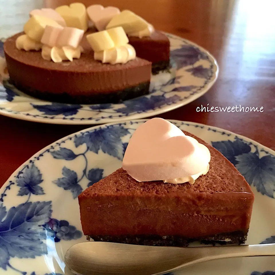 Snapdishの料理写真:チョコレートムースケーキ|chieko ♪さん