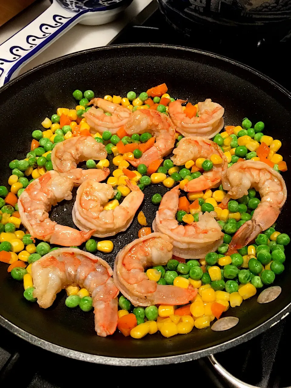 Sesame oil Shrimp & Veggies with a touch of Tamari Sauce #shrimpandveggies #shrimp #veggies  #sautéed|🌺IAnneさん