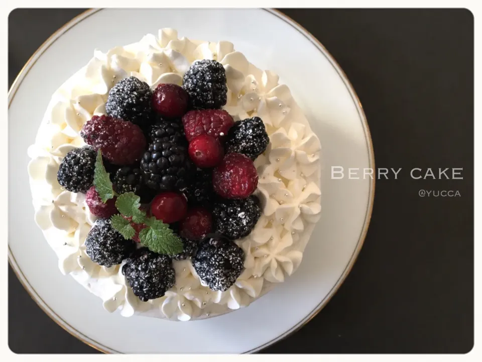 Berry cake                                   #キャンディスyucca 使いました😆（笑）|yucca@さん