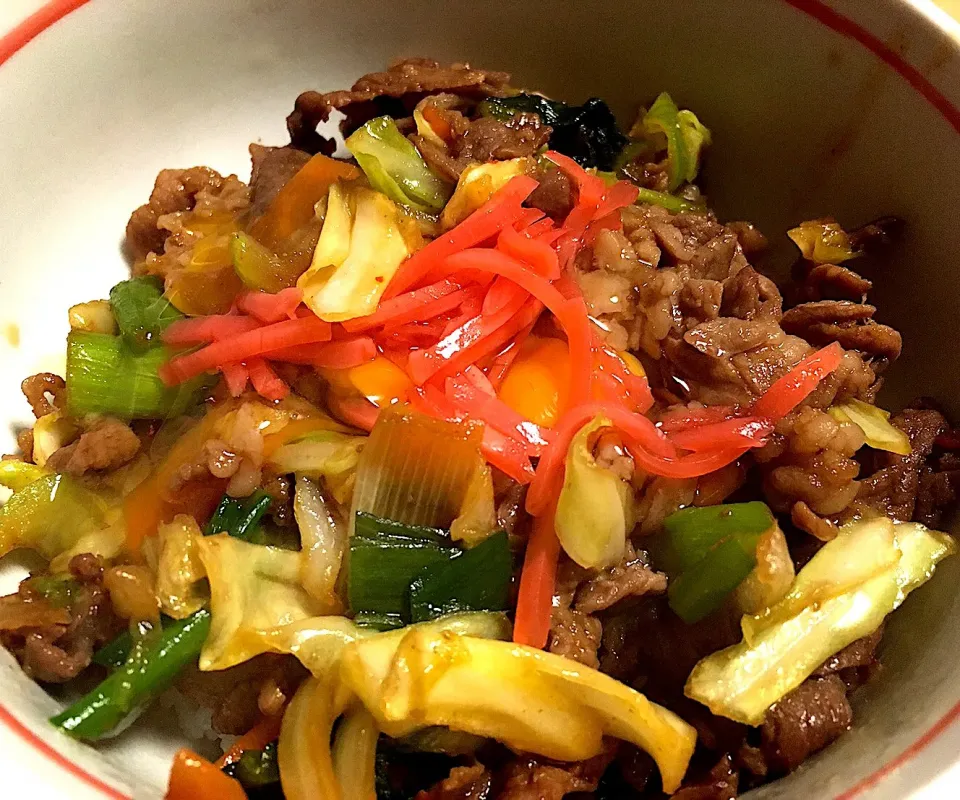 牛肉とキャベツの男前丼(^_^)|かおちゃんさん