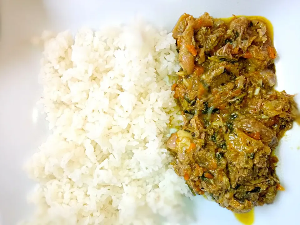 goat meat curry with rice|Jacqueline Godwin Mtuiさん