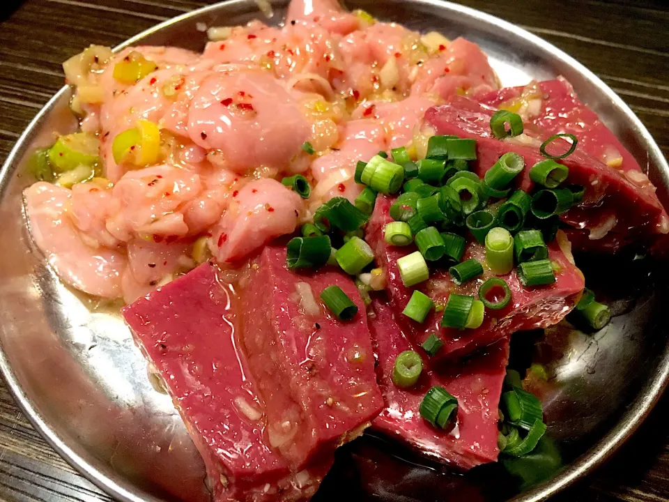 Snapdishの料理写真:シビレ、レバ🥩@ホルモン和|ゆうじ.さん