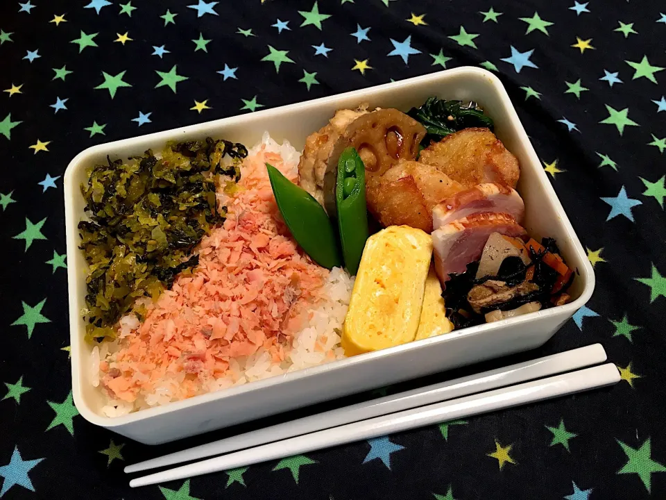 蓮根つくねと唐揚げのお弁当。|Chiharuさん