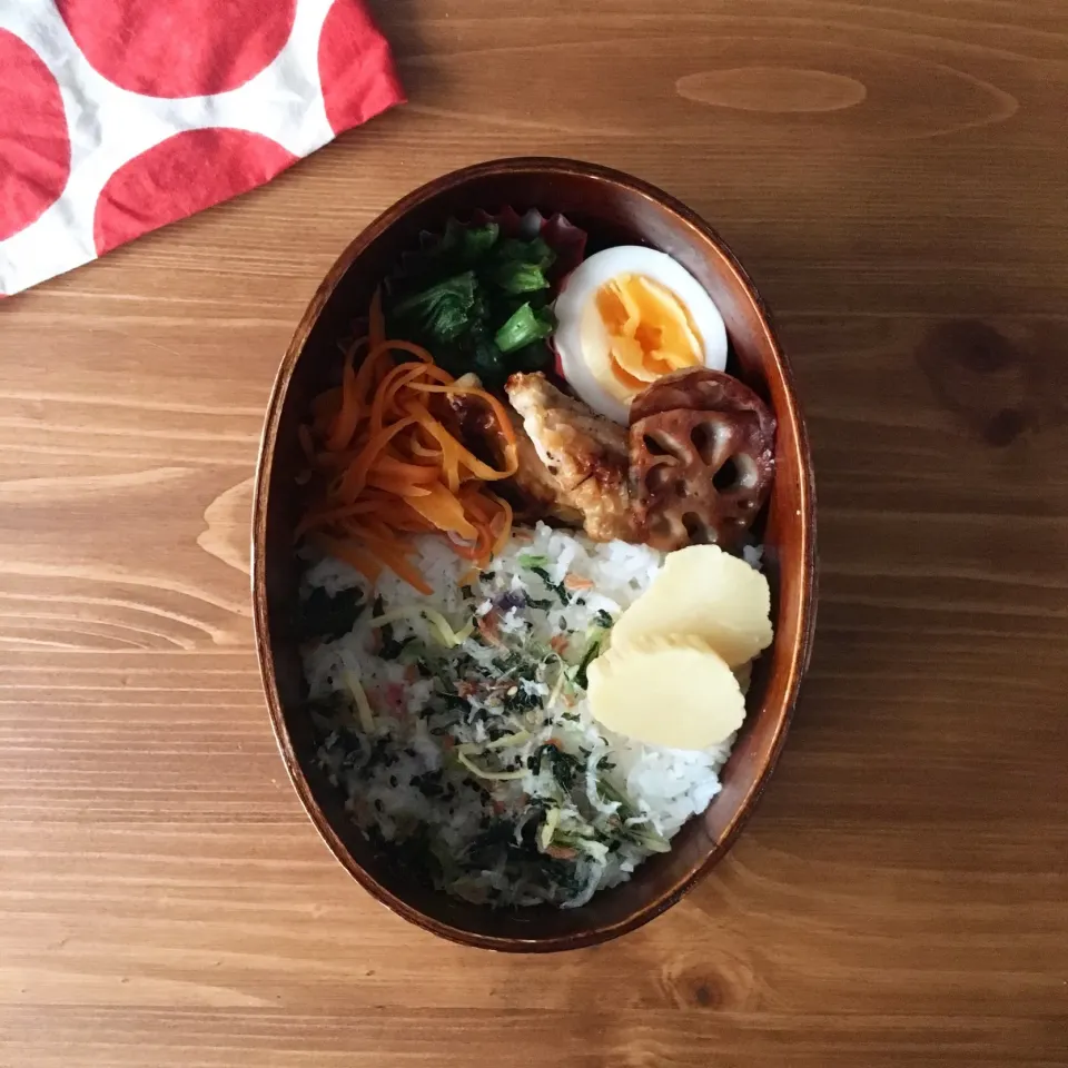 ちりめんじゃこのふりかけ弁当😋|りよさん