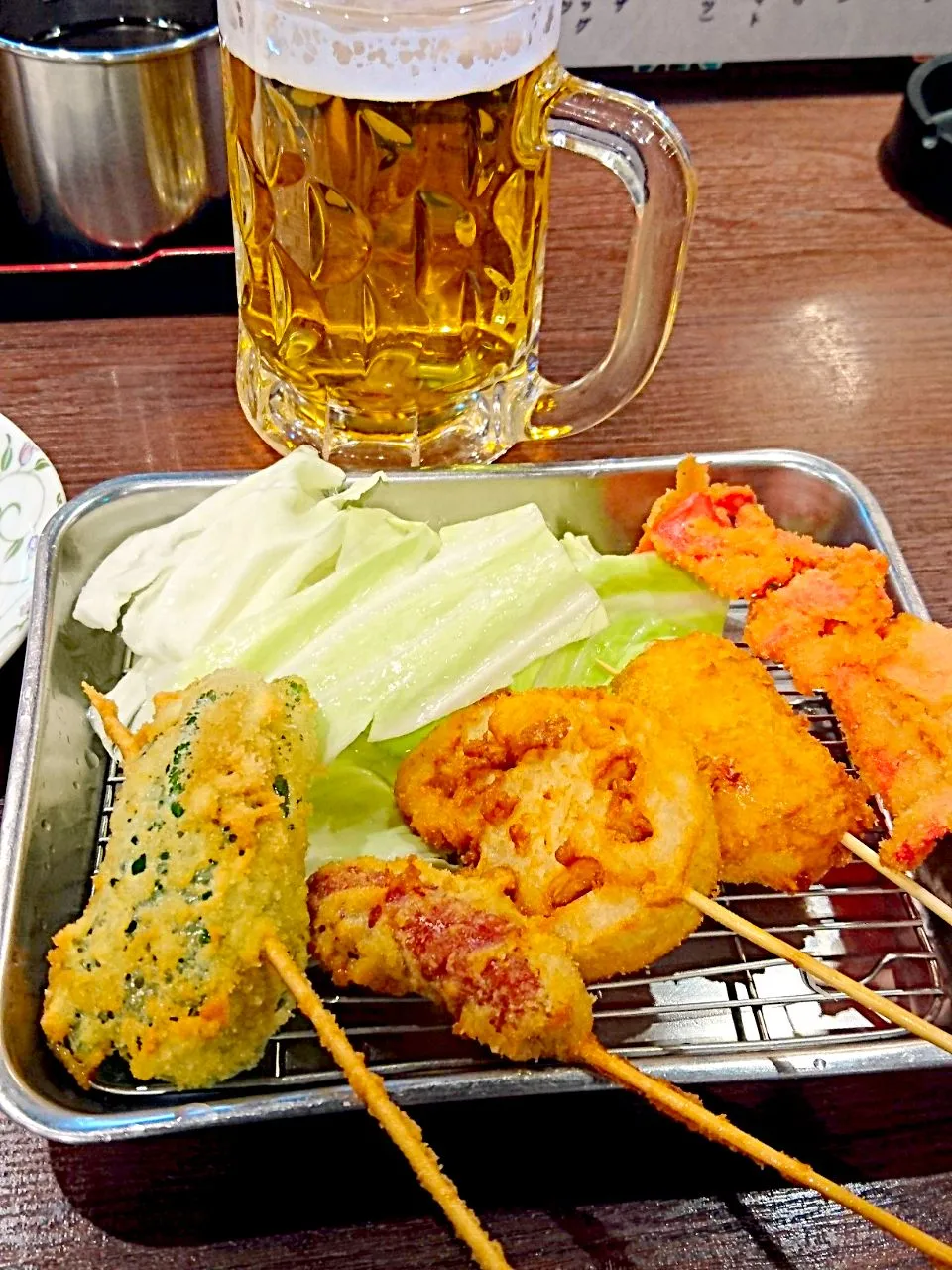 大阪天王寺・串カツまるの串揚げとビール|すーさん