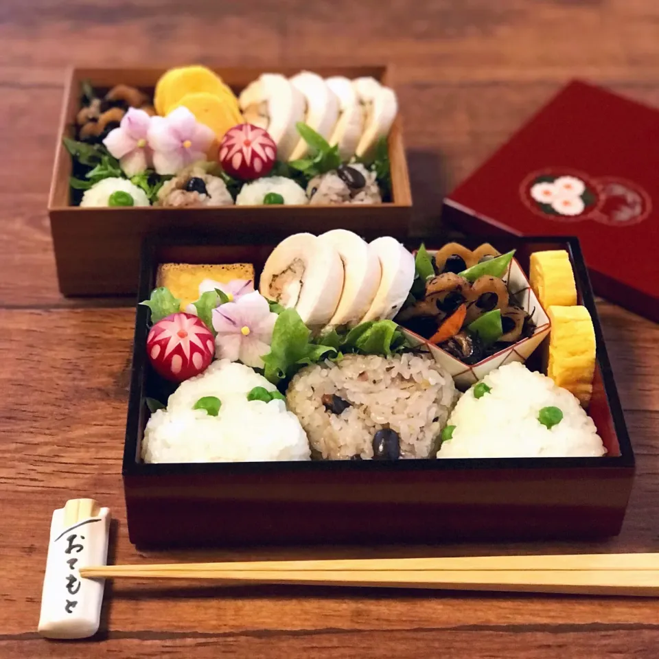 鶏ハムと三角おにぎり弁当|gree_kozuさん