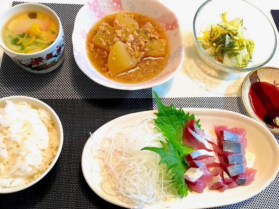 Snapdishの料理写真:お造り定食|りんこさん