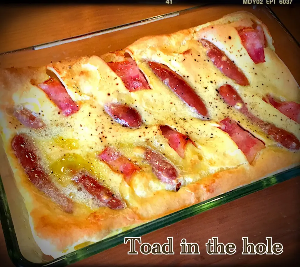 Snapdishの料理写真:cocoaさんの料理 Toad in the hole  ー  トッドインザホール|ともきーた (伊藤 智子)さん