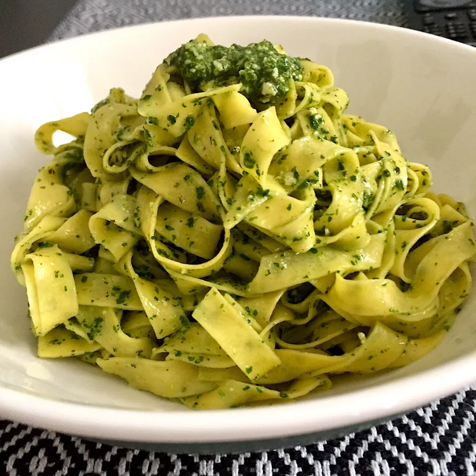 Snapdishの料理写真:#tagliatelle  with fresh home made  #pesto  🤤|Natalia Rodriguezさん