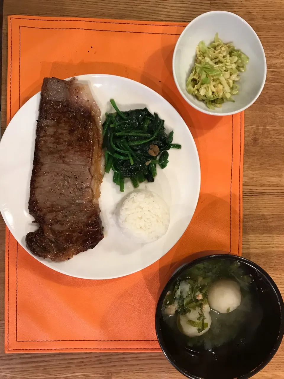 Steak with Sautéed Spinach and カブとエビのとろみ煮|Goettaさん